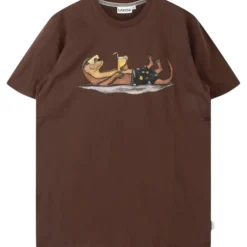 Lakor An Otter Vacation T-shirt
